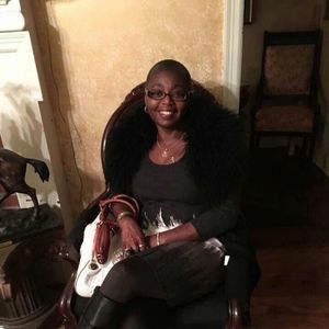 Meet your Posher, Joann